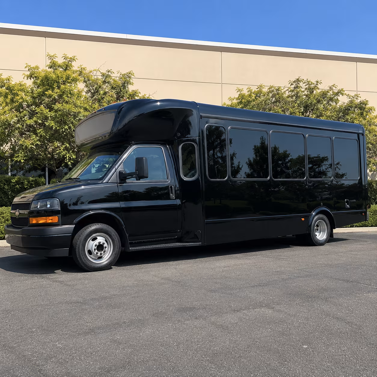 San Francisco Prom & Homecoming Transportation party bus exterior