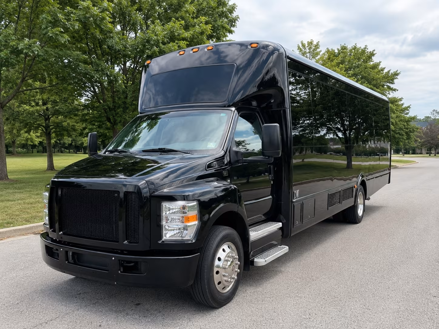 San Francisco Prom & Homecoming Transportation party bus exterior