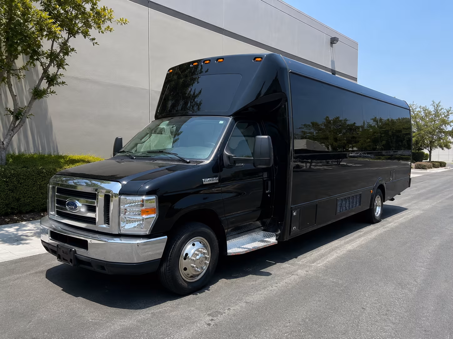San Francisco Winery Tour & Pub Crawl Transportation group transportation